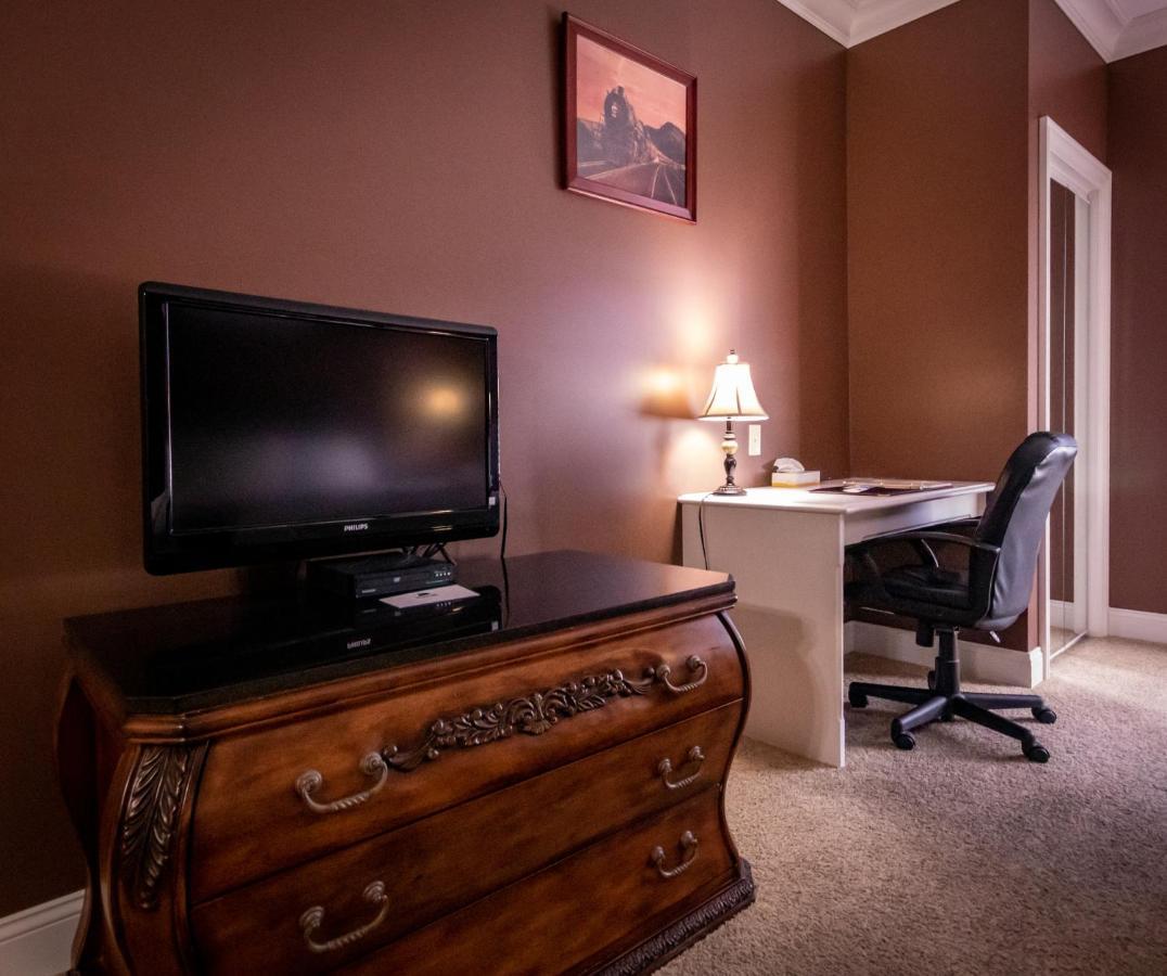 Depot Inn & Suites La Plata Kültér fotó